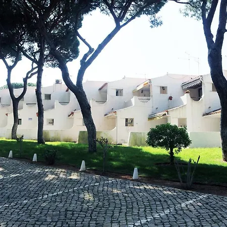 Acoteias Appartement *